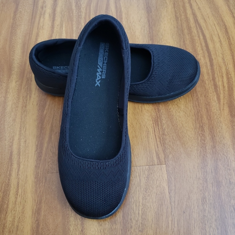 Skechers shoes